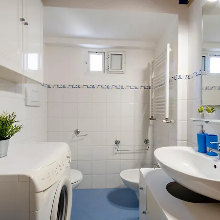 Guesthost - Casa Elda - A Few Steps From The Historic Center *