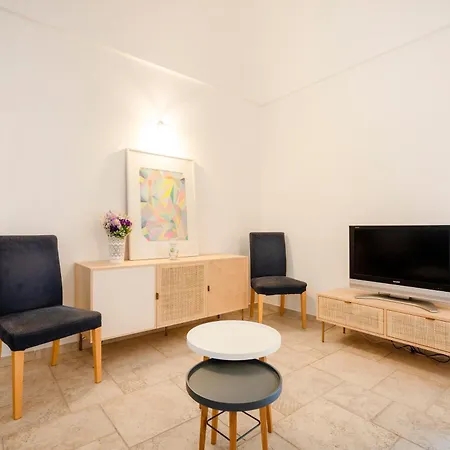 Guesthost - Casa Elda - A Few Steps From The Historic Center * 奥斯图尼