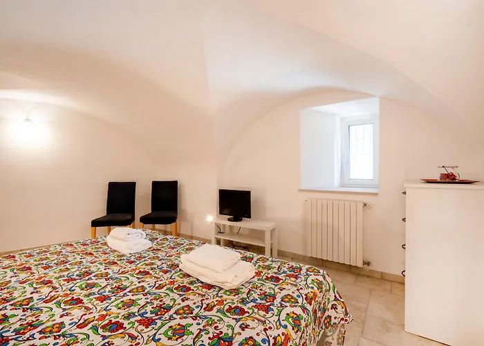 Guesthost - Casa Elda - A Few Steps From The Historic Center 公寓